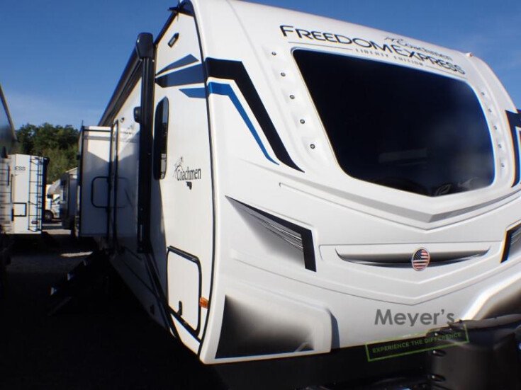 Thumbnail Photo undefined for 2022 Coachmen Freedom Express 320BHDSLE